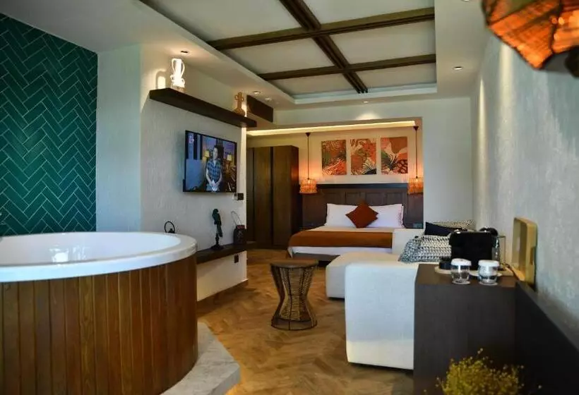 Parmos Otel