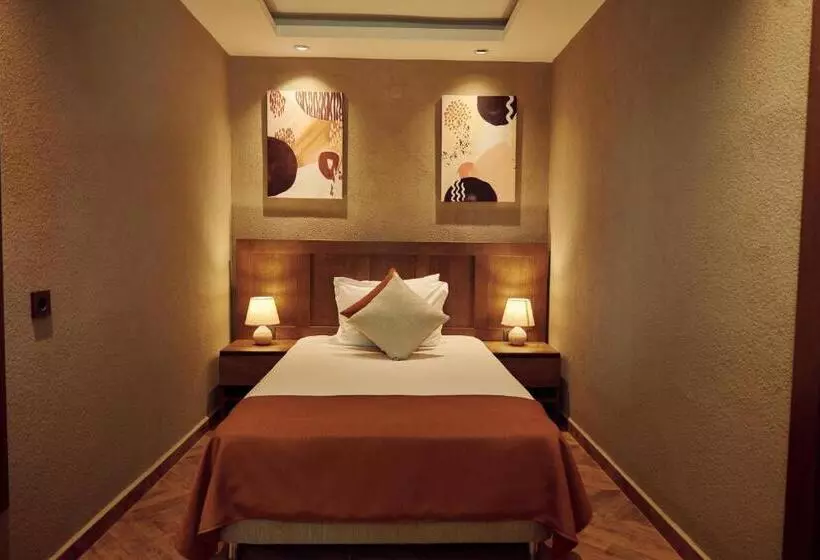 Parmos Otel