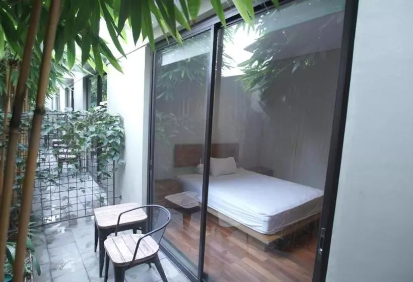 ペンション The Heritage Karawaci