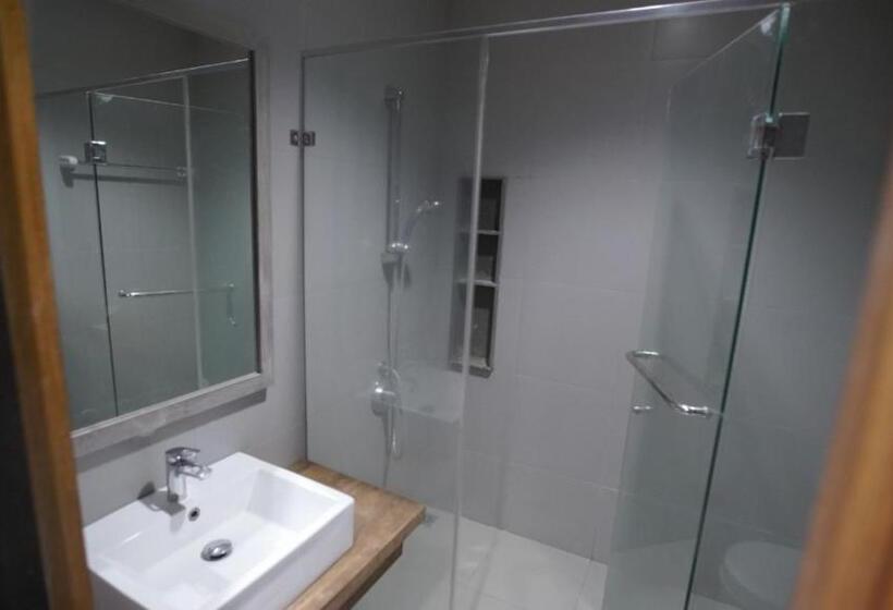 بنسيون The Heritage Karawaci