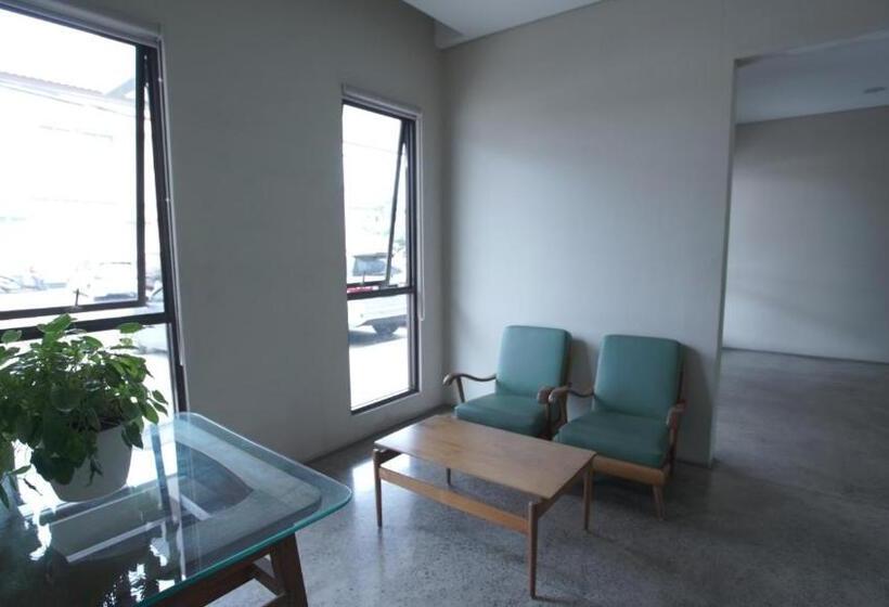 بنسيون The Heritage Karawaci