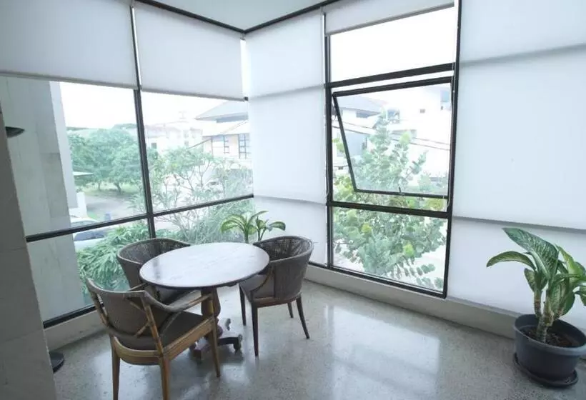 ペンション The Heritage Karawaci