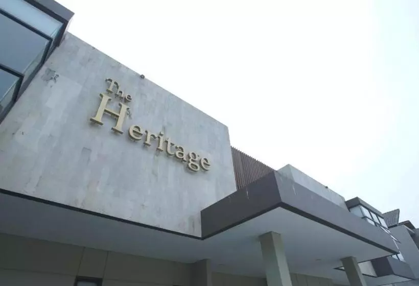 ペンション The Heritage Karawaci