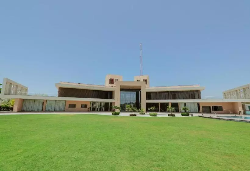 Lomakeskus Club Heaven Palanpur