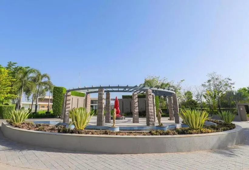 Lomakeskus Club Heaven Palanpur