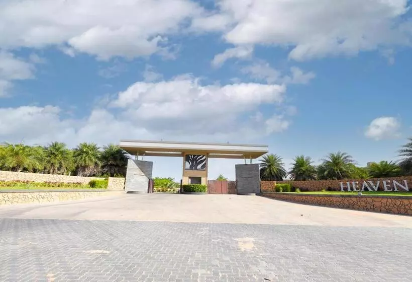 Lomakeskus Club Heaven Palanpur