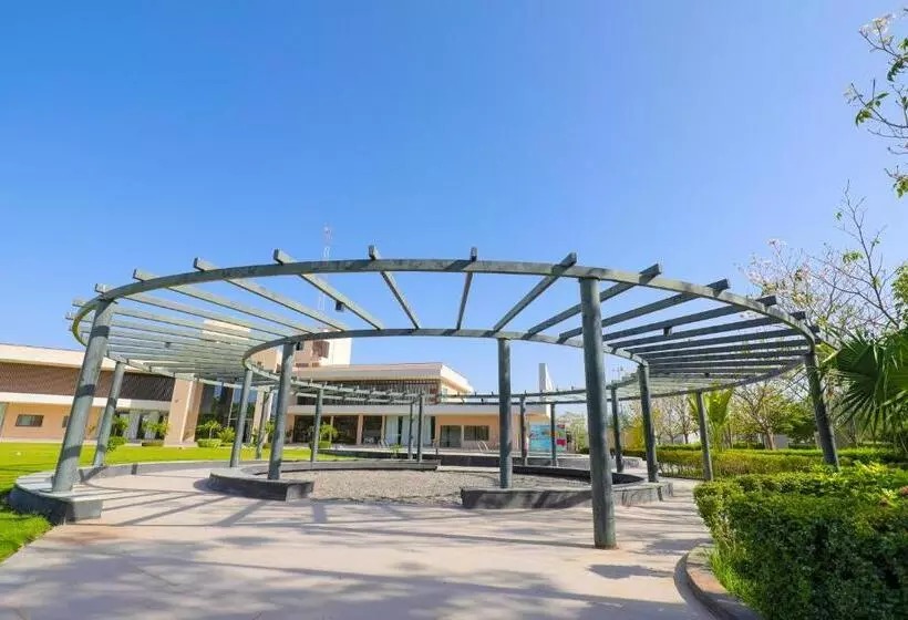 Lomakeskus Club Heaven Palanpur