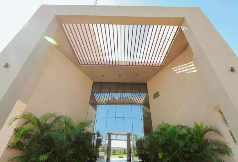 Lomakeskus Club Heaven Palanpur