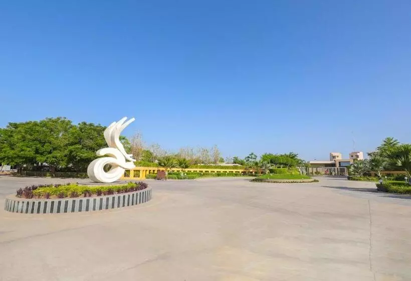 Lomakeskus Club Heaven Palanpur