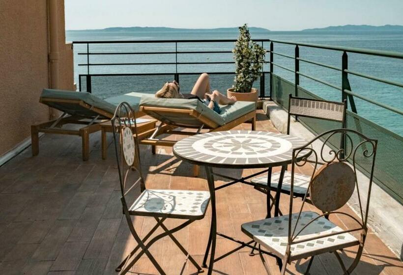 Surplage Hotel Cavalière