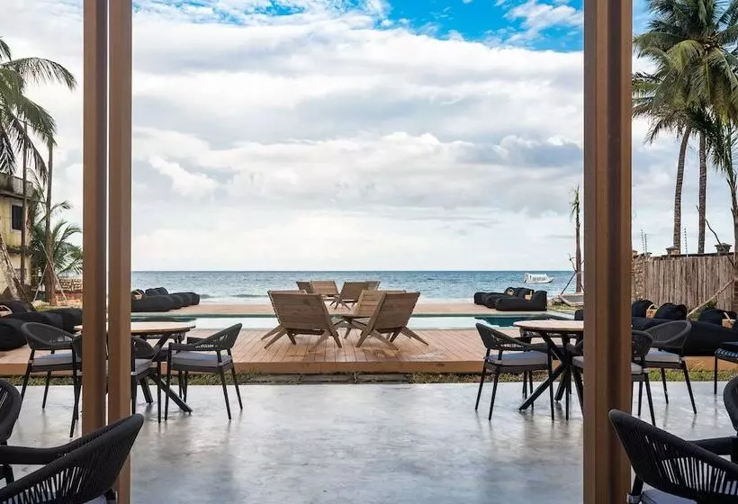 هتل Lalagalu   Beachfront Ecocabins