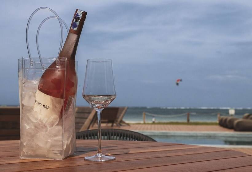 هتل Lalagalu   Beachfront Ecocabins