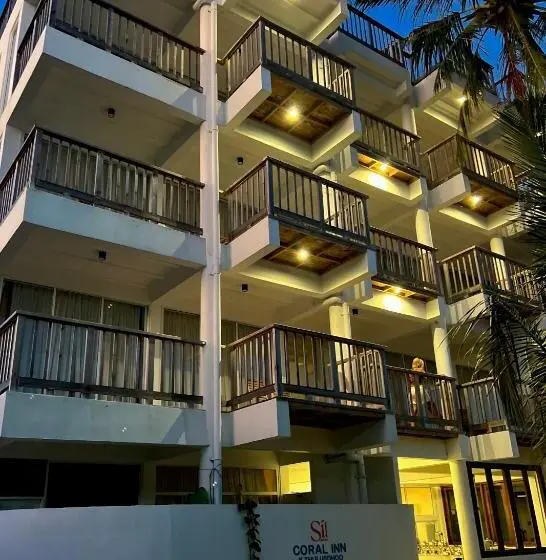 هتل Si! Coral Inn