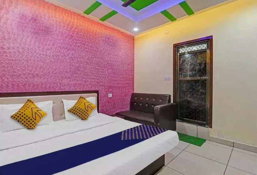 Hotelli Spot On 81050 Bandhan Lawn