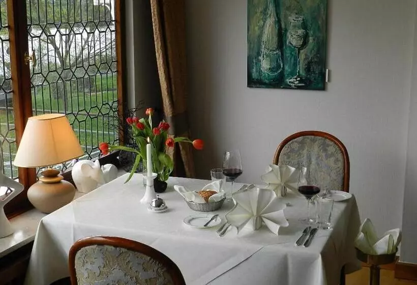 Garni Hotel Moselschild