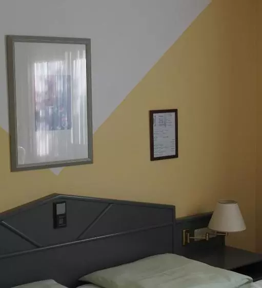 Hotelli Ammerscher Bahnhof