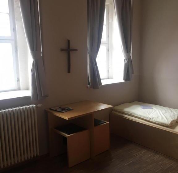 ホテル Augustinerkloster Gotha Herberge Ggmbh