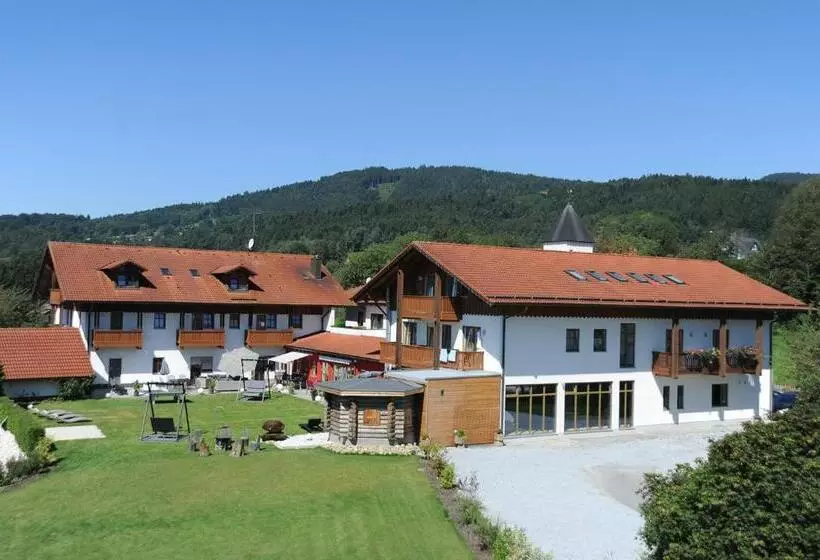 Hotel Bernrieder Hof
