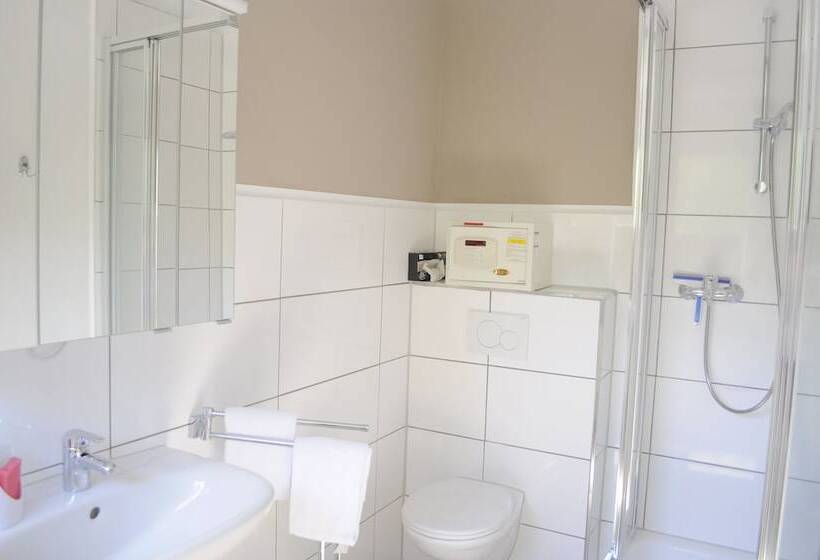 酒店 Budapester Hof Gästehaus