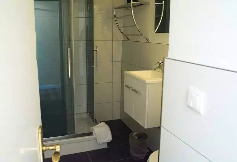 Hotelli Ferienwohnungen Meersburg