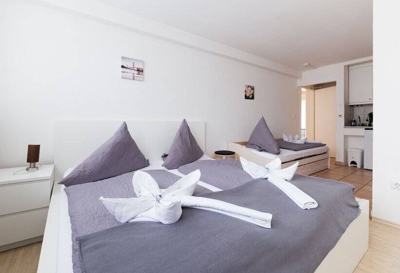 ホテル Ferienwohnungen Meersburg