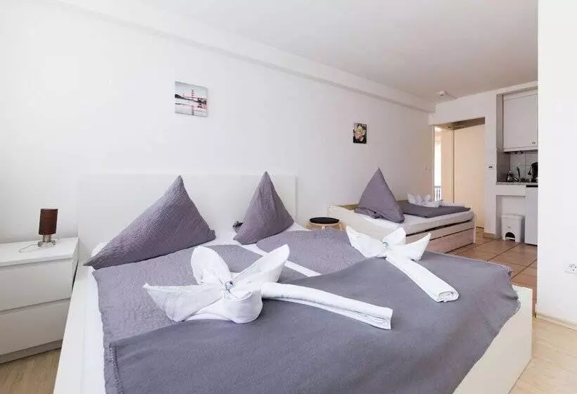 Hotelli Ferienwohnungen Meersburg