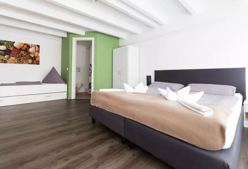 Hotelli Ferienwohnungen Meersburg