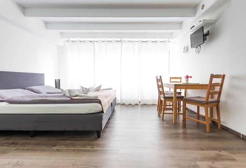 ホテル Ferienwohnungen Meersburg