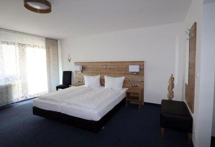 호텔 Garni Café Räpple