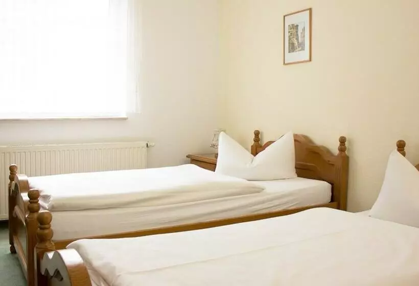 هتل Klostergarten