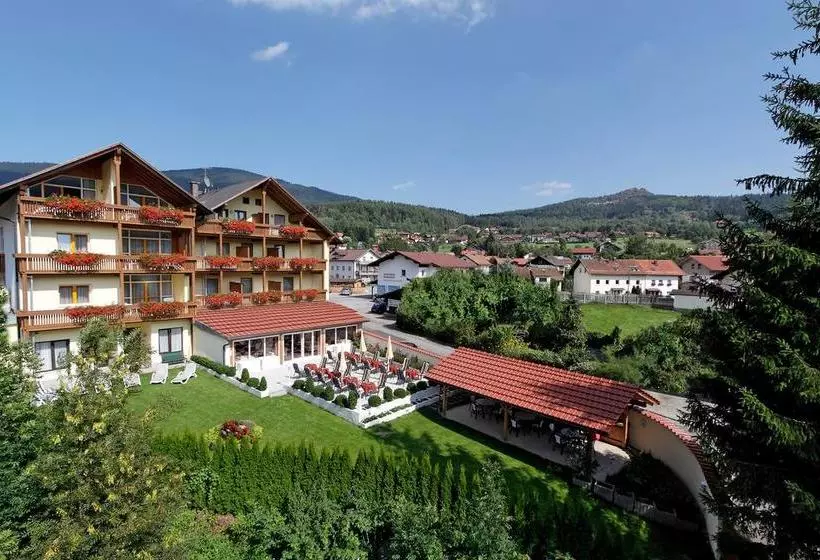 Hotelli Garniwohlfühlaktiv Kronberg