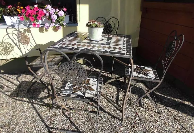 Hotelli Garniwohlfühlaktiv Kronberg