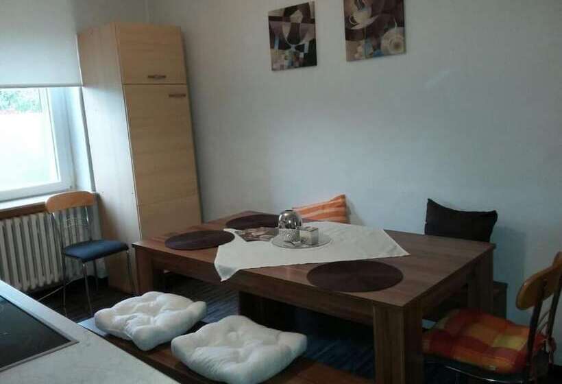 هتل Pension & Appartments Landhaus Bettina Fulda