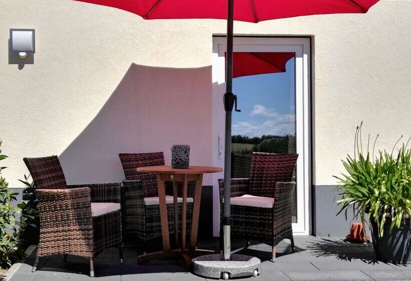 هتل Pension & Appartments Landhaus Bettina Fulda