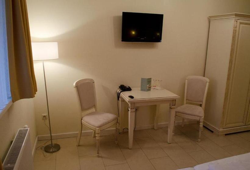 فندق Pension Bellevue