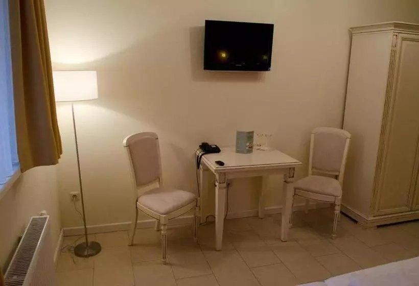 Hotelli Pension Bellevue