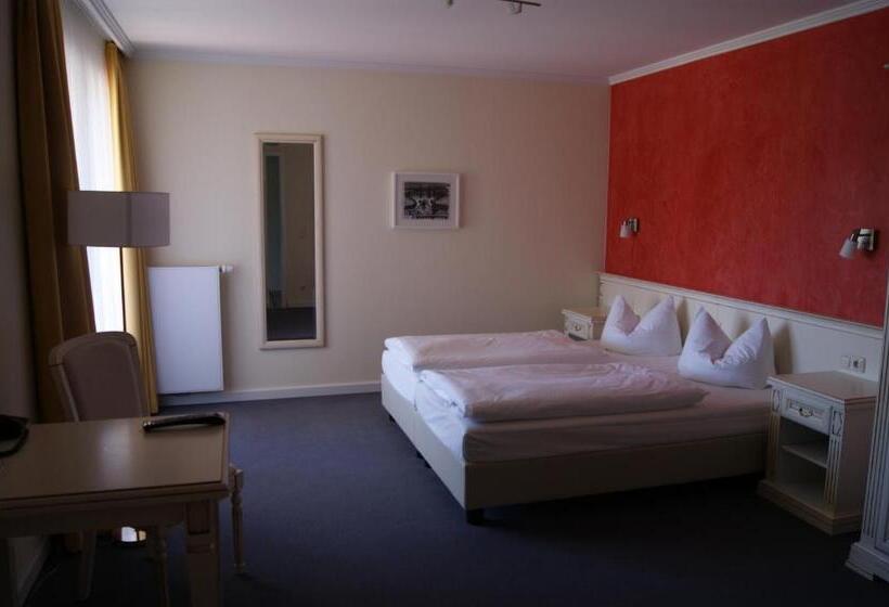 فندق Pension Bellevue