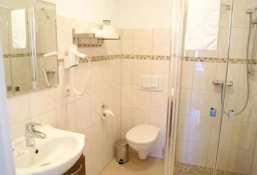 Hotelli Pension Bellevue