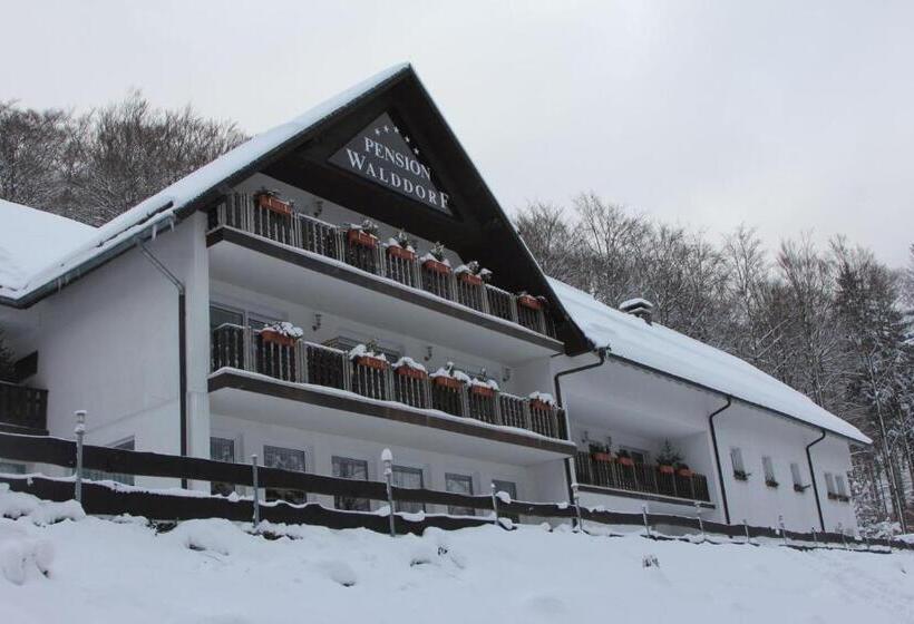 호텔 Pension Walddorf