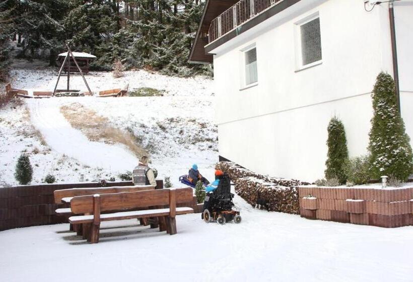 호텔 Pension Walddorf