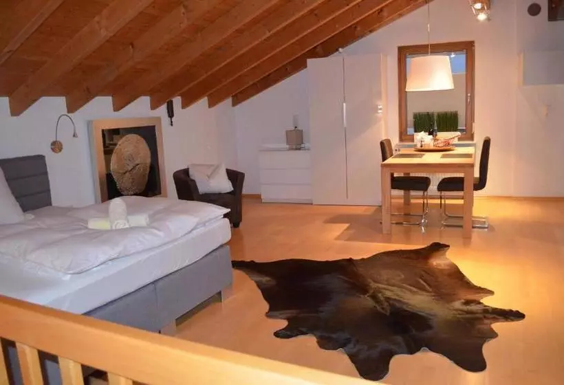 Hotelli Prinz City Apartments Mit Klimaanlagen