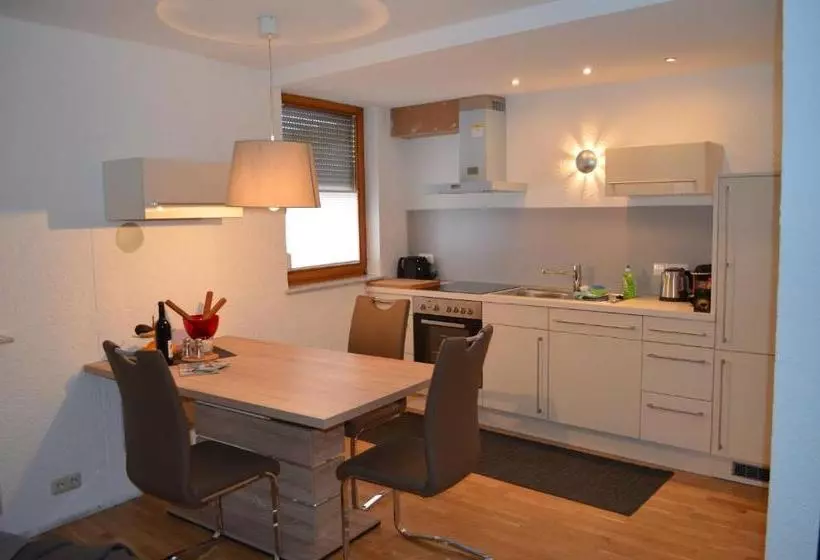 Hotelli Prinz City Apartments Mit Klimaanlagen