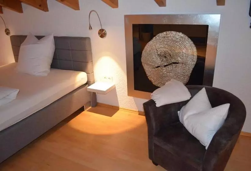 Hotelli Prinz City Apartments Mit Klimaanlagen