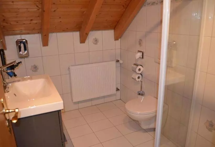 Hotelli Prinz City Apartments Mit Klimaanlagen