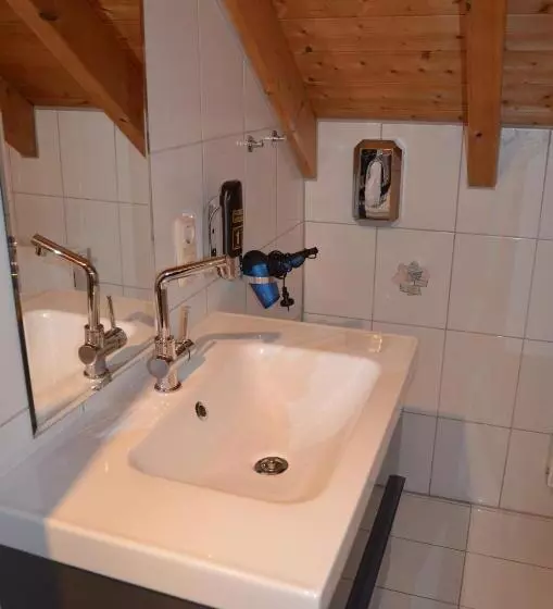 Hotelli Prinz City Apartments Mit Klimaanlagen