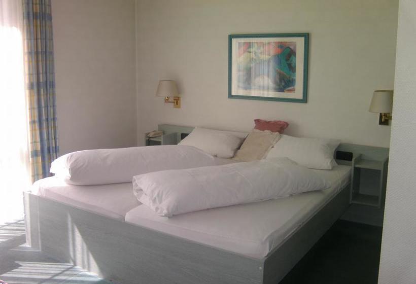 Отель Deutsches Haus