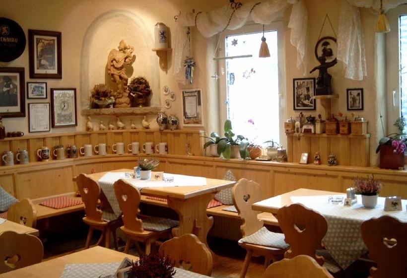 Отель Deutsches Haus