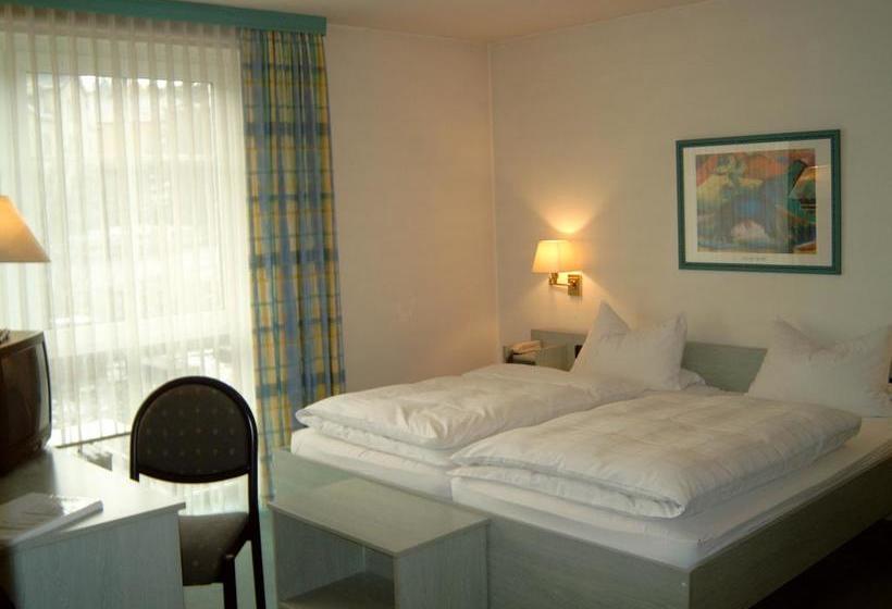 Отель Deutsches Haus