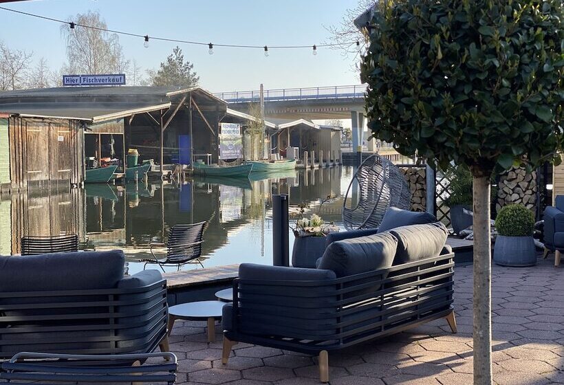 酒店 & Restaurant Fackelgarten Plau Am See