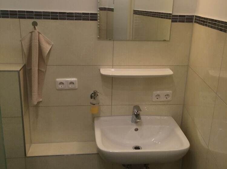 فندق Slamba Hostel